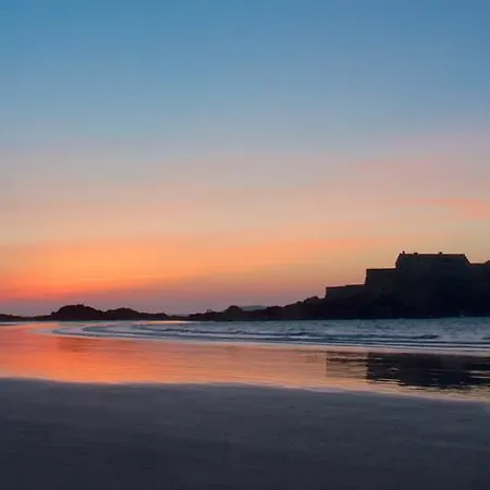 Logis Maison Vauban - St Malo 2*